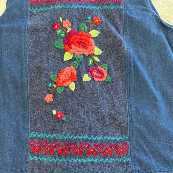 Alfred Dunner Womens Denim Vest Floral Embroidered Beaded Accents Sz 20W Boho - Picture 9 of 10